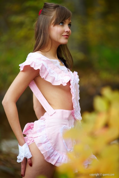 Осенняя радость в природе: Эротический фото-сет с Амели А