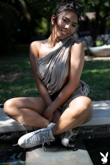 Летний эротический фотосет с Jada Kai