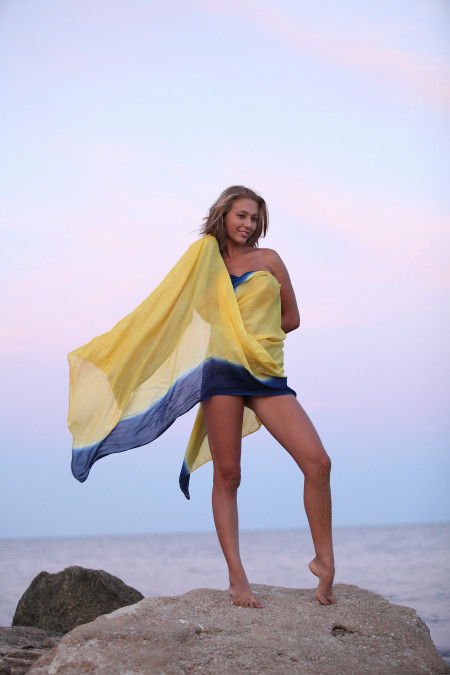 Эротический фотосет с Миляной Николич