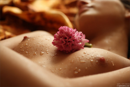 Летнее счастье: эротика с Лидией