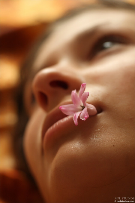 Летнее счастье: эротика с Лидией