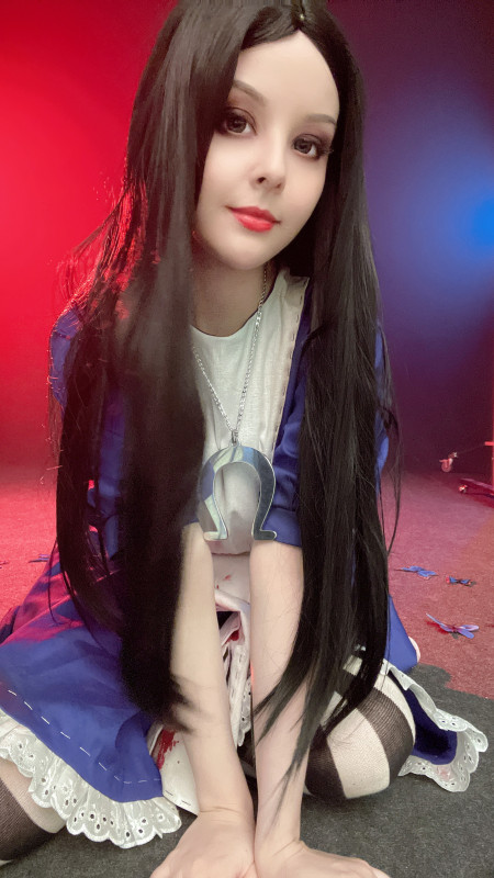 Веселая фотосессия с моделью Хелли