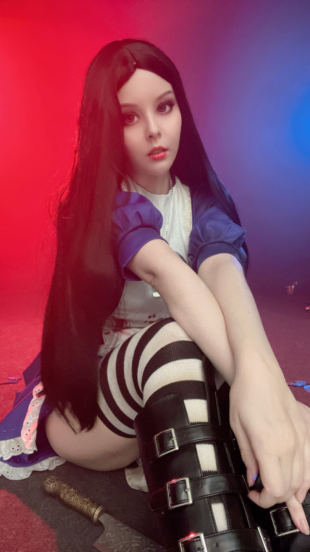 Веселая фотосессия с моделью Хелли