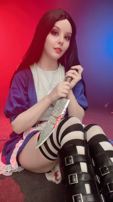 Веселая фотосессия с моделью Хелли