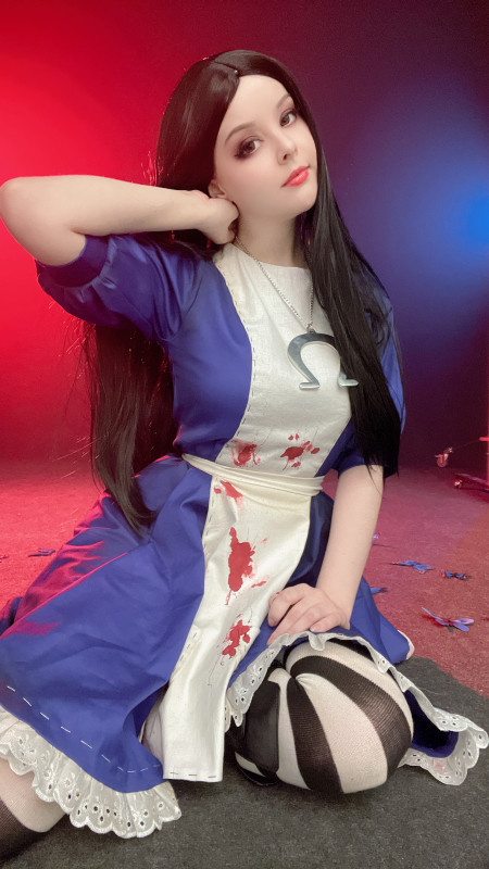 Веселая фотосессия с моделью Хелли