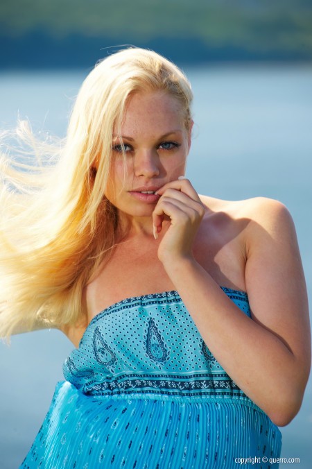 Летняя эротическая фотосессия с Кристиной К